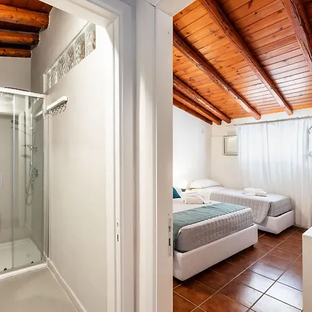 Apartment The Six Ortigia Residences *