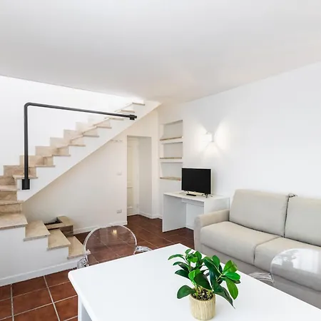 Apartment Fronte Mare & Views *